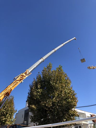 Dismantling A Crane